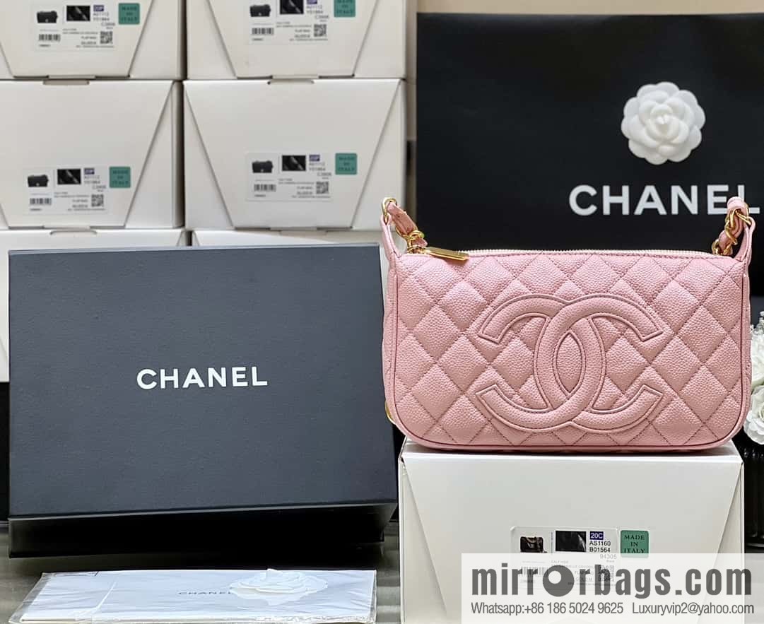CHANEL CNNe same hot medieval armpit bag A50920 pink
