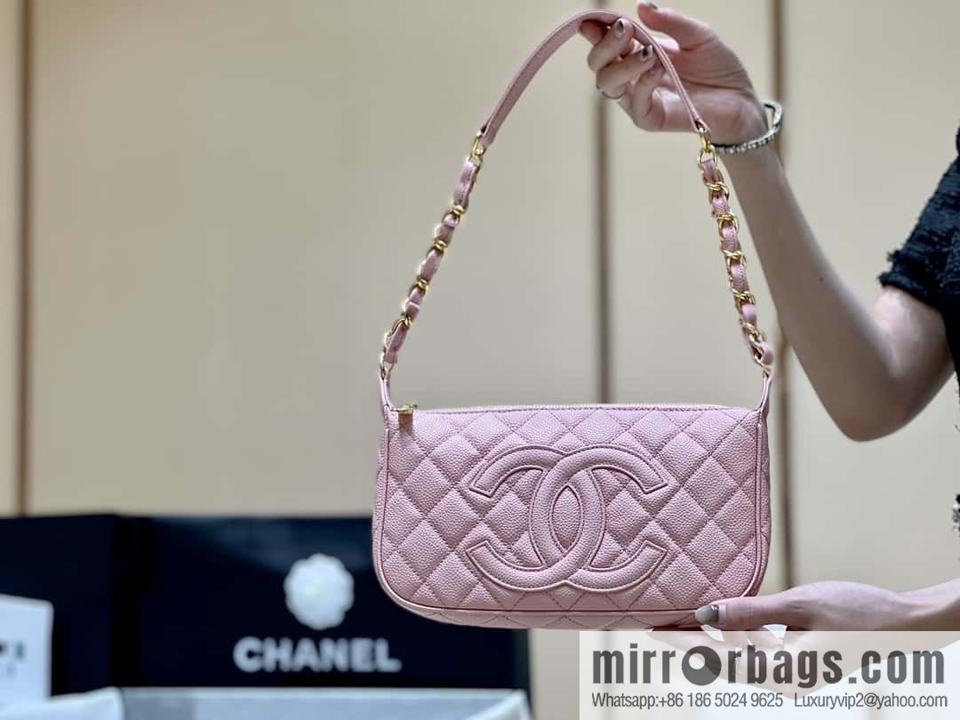 CHANEL CNNe same hot medieval armpit bag A50920 pink