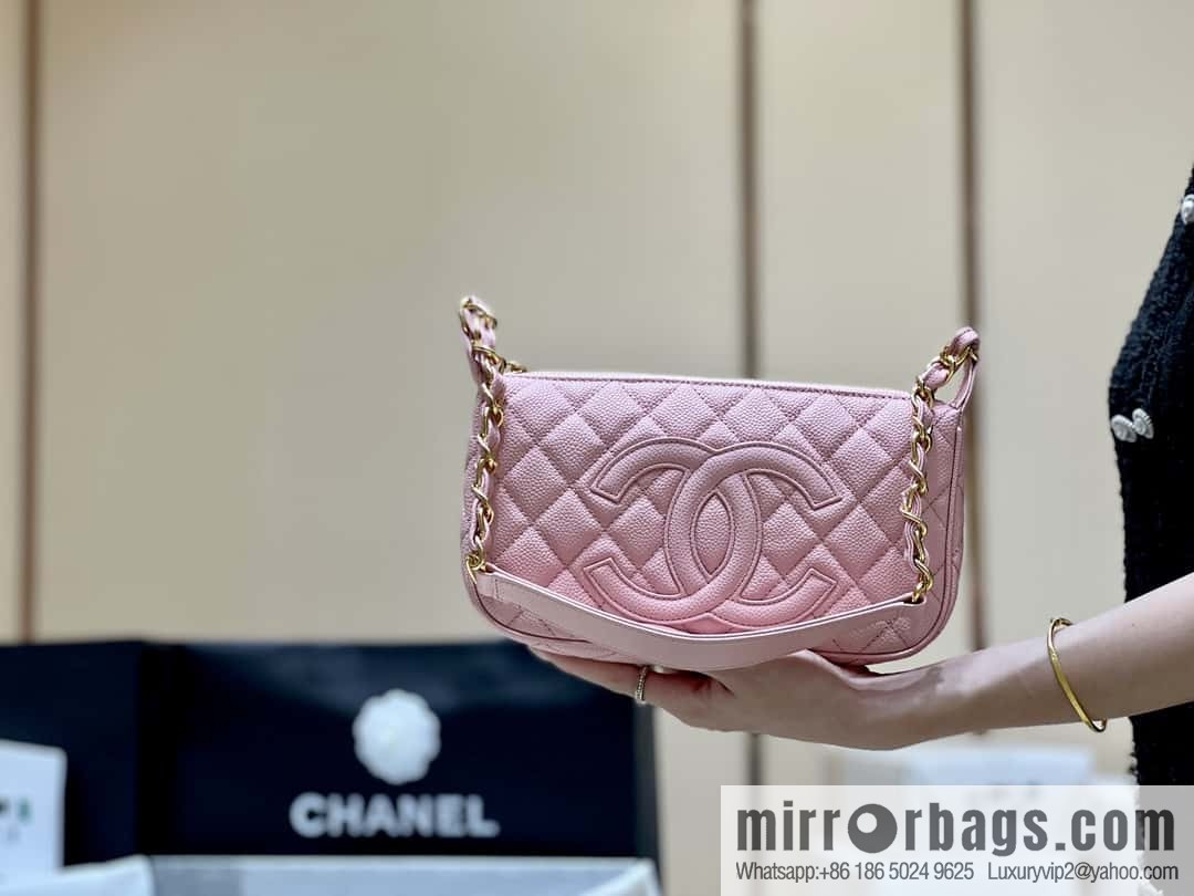 CHANEL CNNe same hot medieval armpit bag A50920 pink