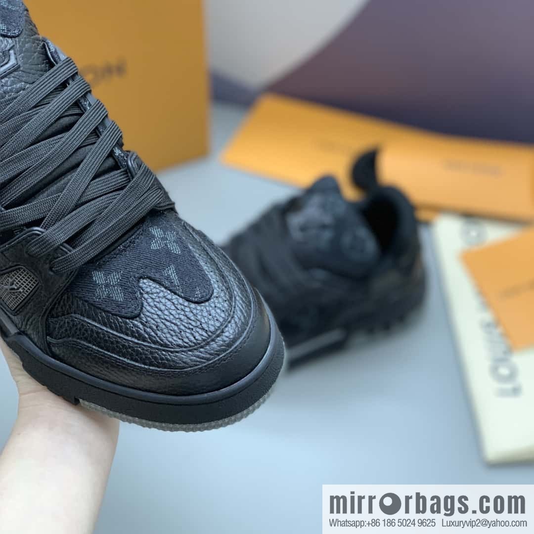 LV I V Trainer Sneakers