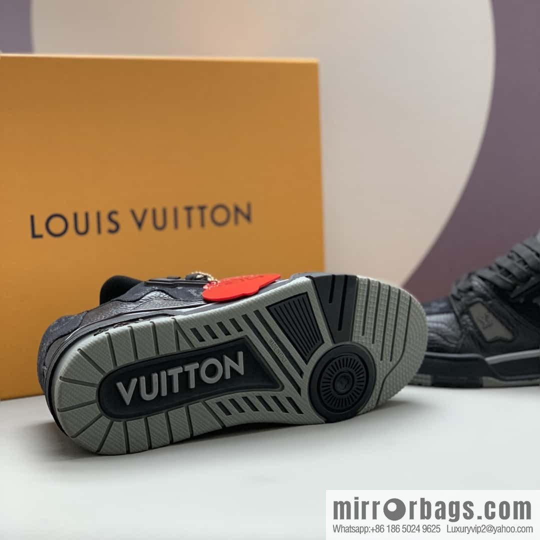 LV I V Trainer Sneakers