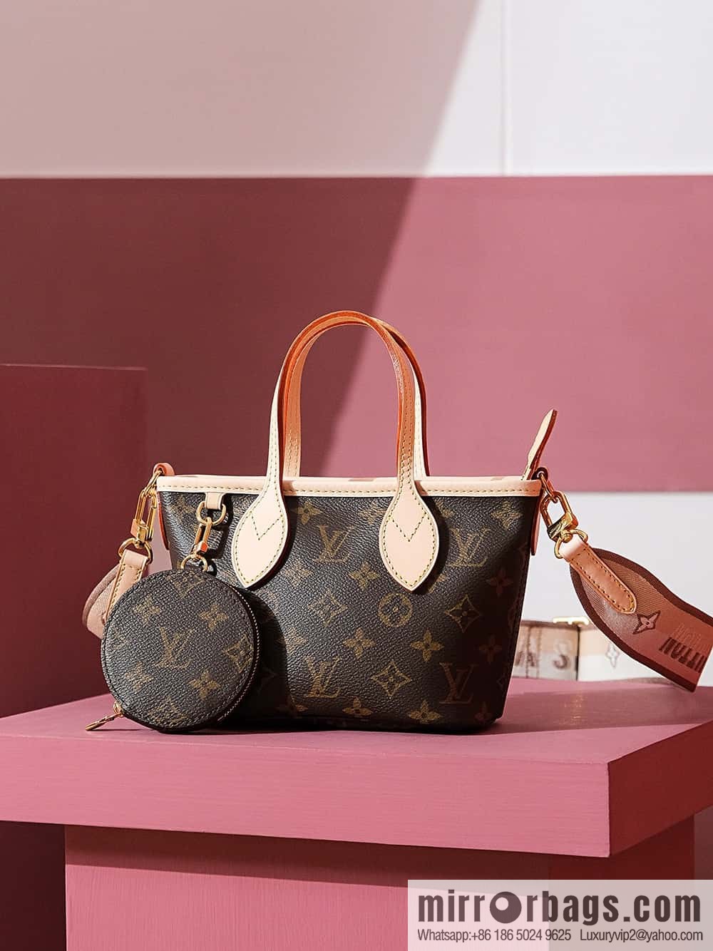 LV M46705 Neverfull BB