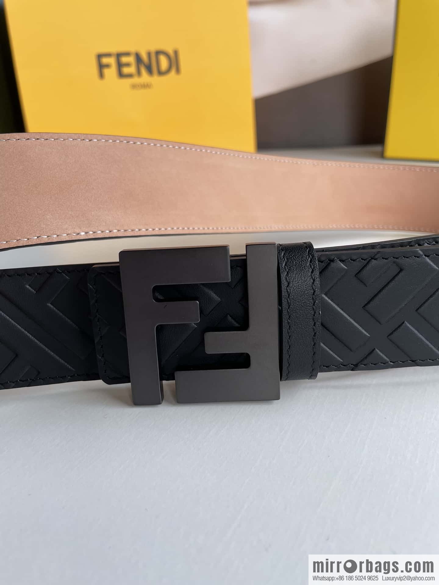 FENDI Fendi Men's FF Micro Standard Exquisite Craft Metal Buckle, First Layer Cowhide Belt 4.0cm