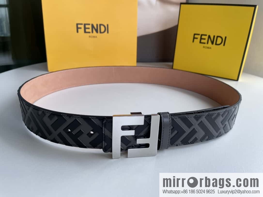 FENDI Fendi Men's FF Micro Standard Exquisite Craft Metal Buckle, First Layer Cowhide Belt 4.0cm