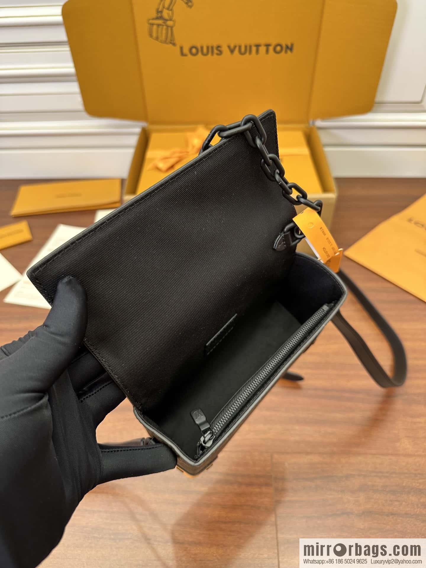 LV M82534 STEAMER mini handbag