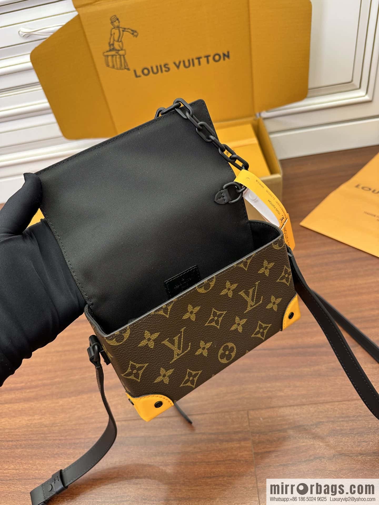 LV M82534 STEAMER mini handbag