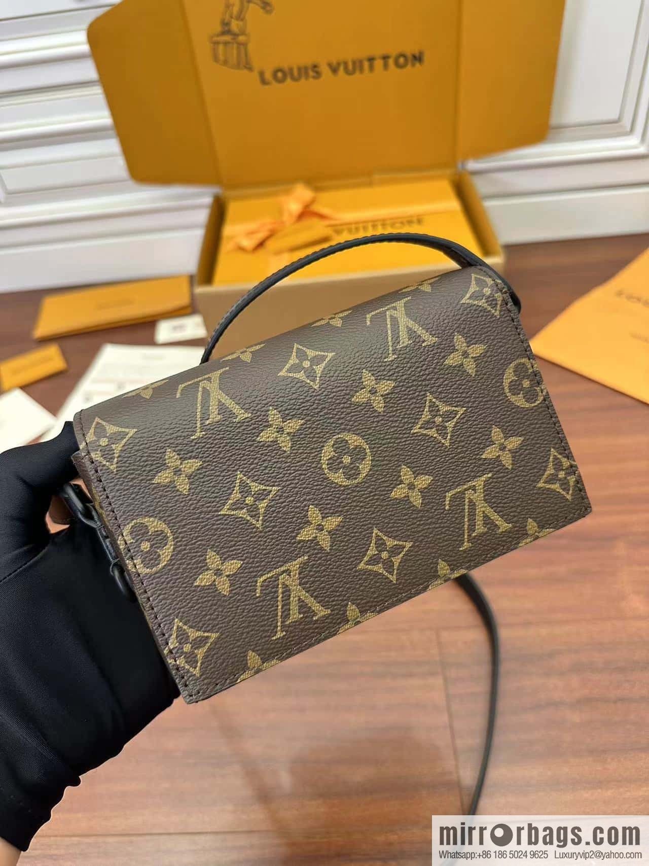 LV M82534 STEAMER mini handbag