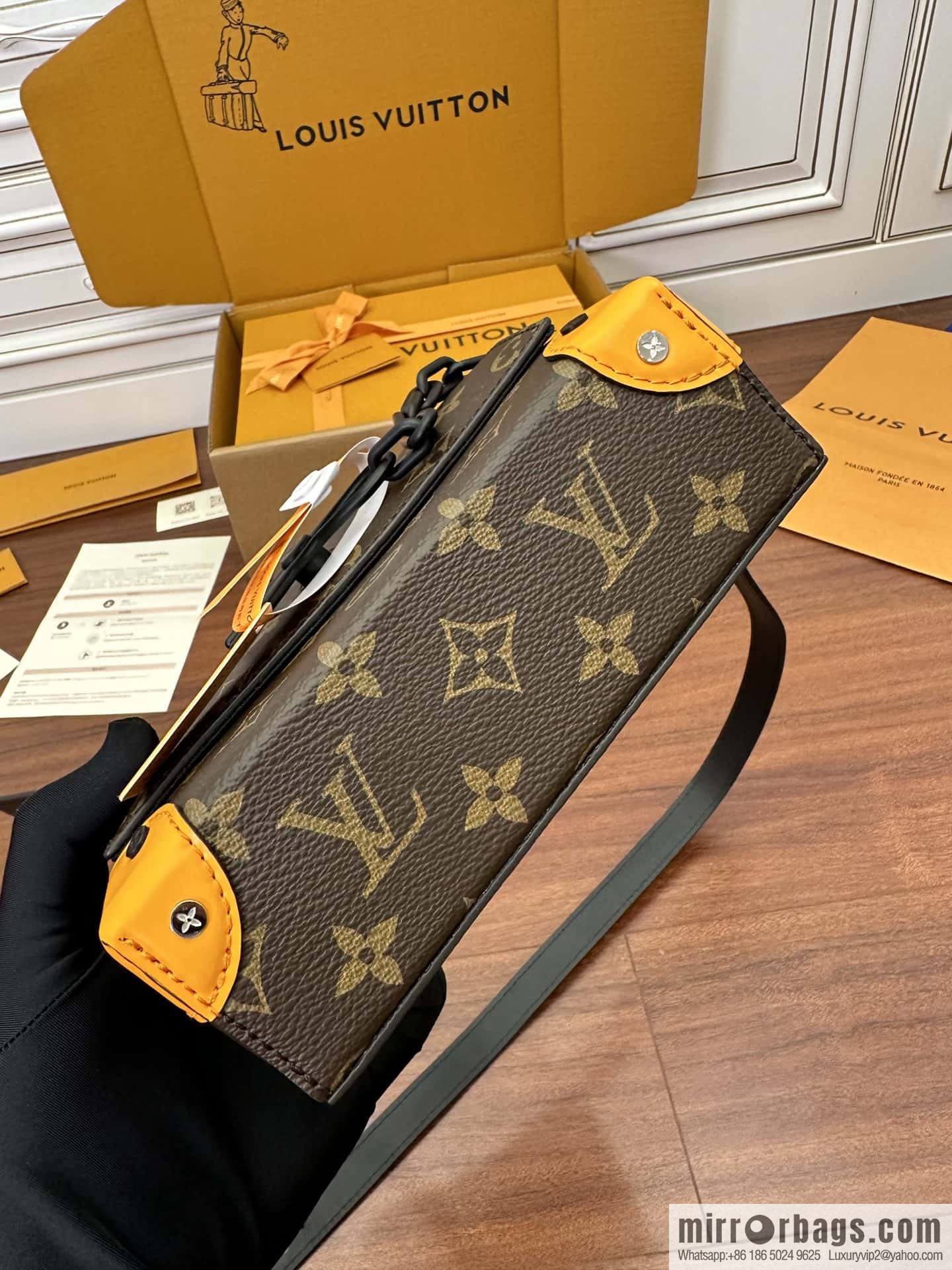 LV M82534 STEAMER mini handbag