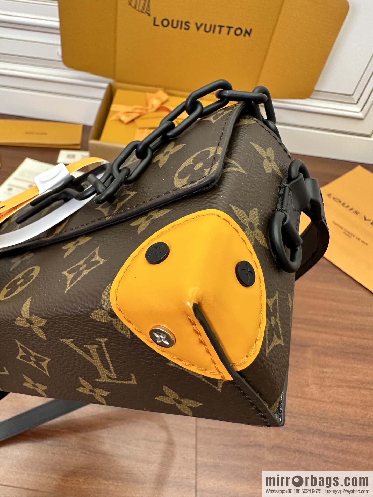 LV M82534 STEAMER mini handbag