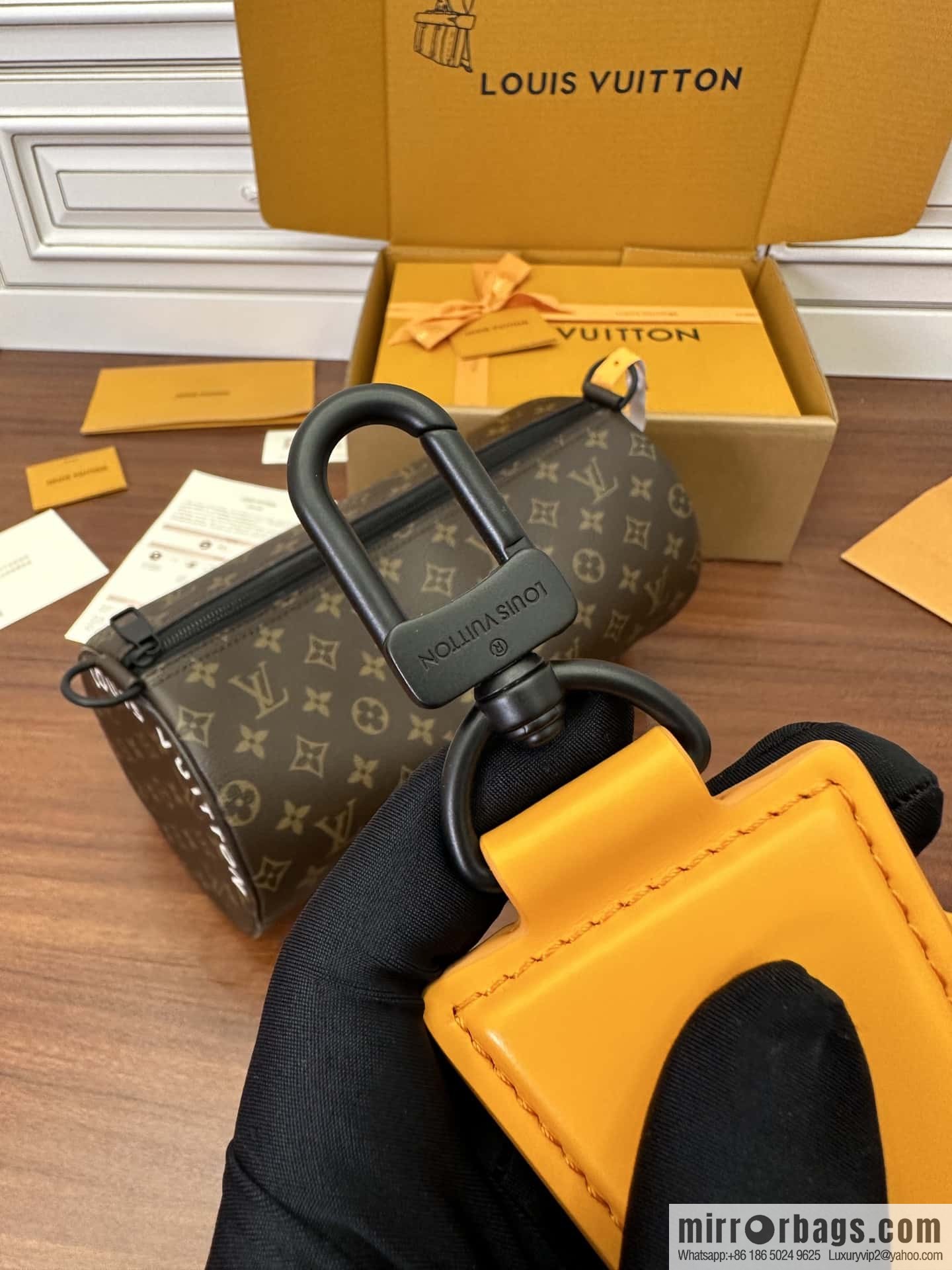 LV M46691 SOFT POLOCHON BAG