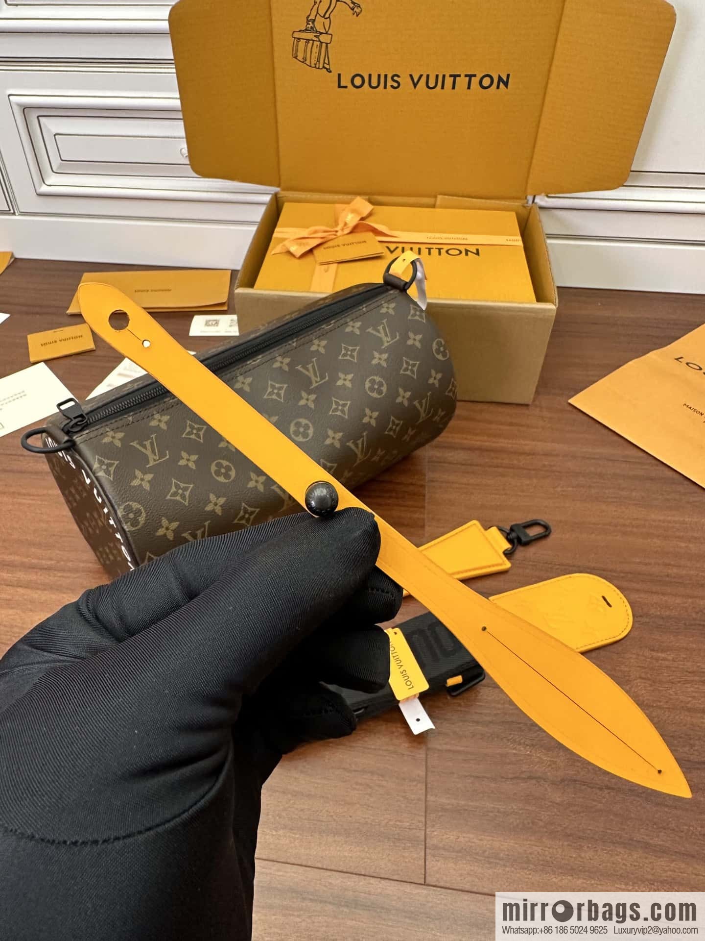 LV M46691 SOFT POLOCHON BAG