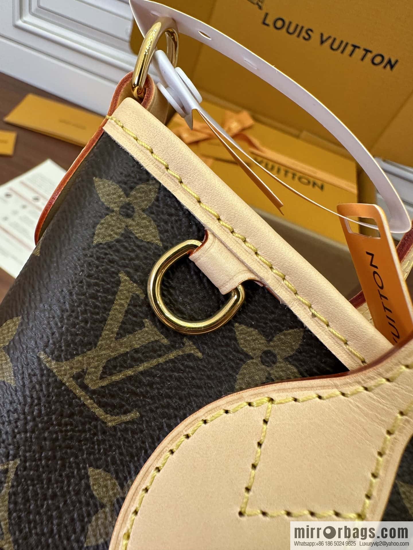 LV M46705 Neverfull BB