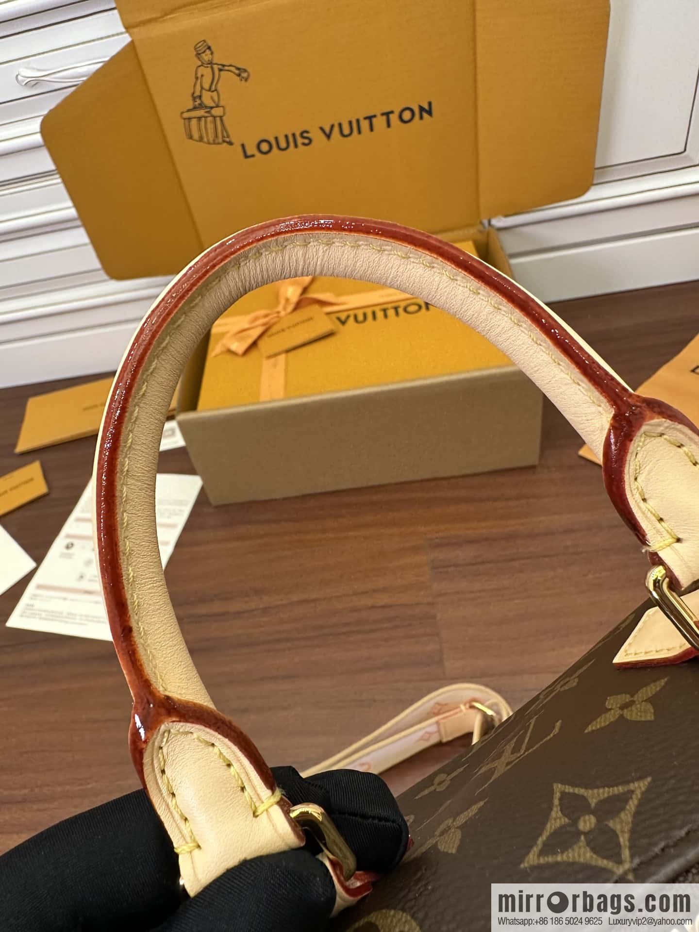 LV M46594 Speedy Bandoulière 20