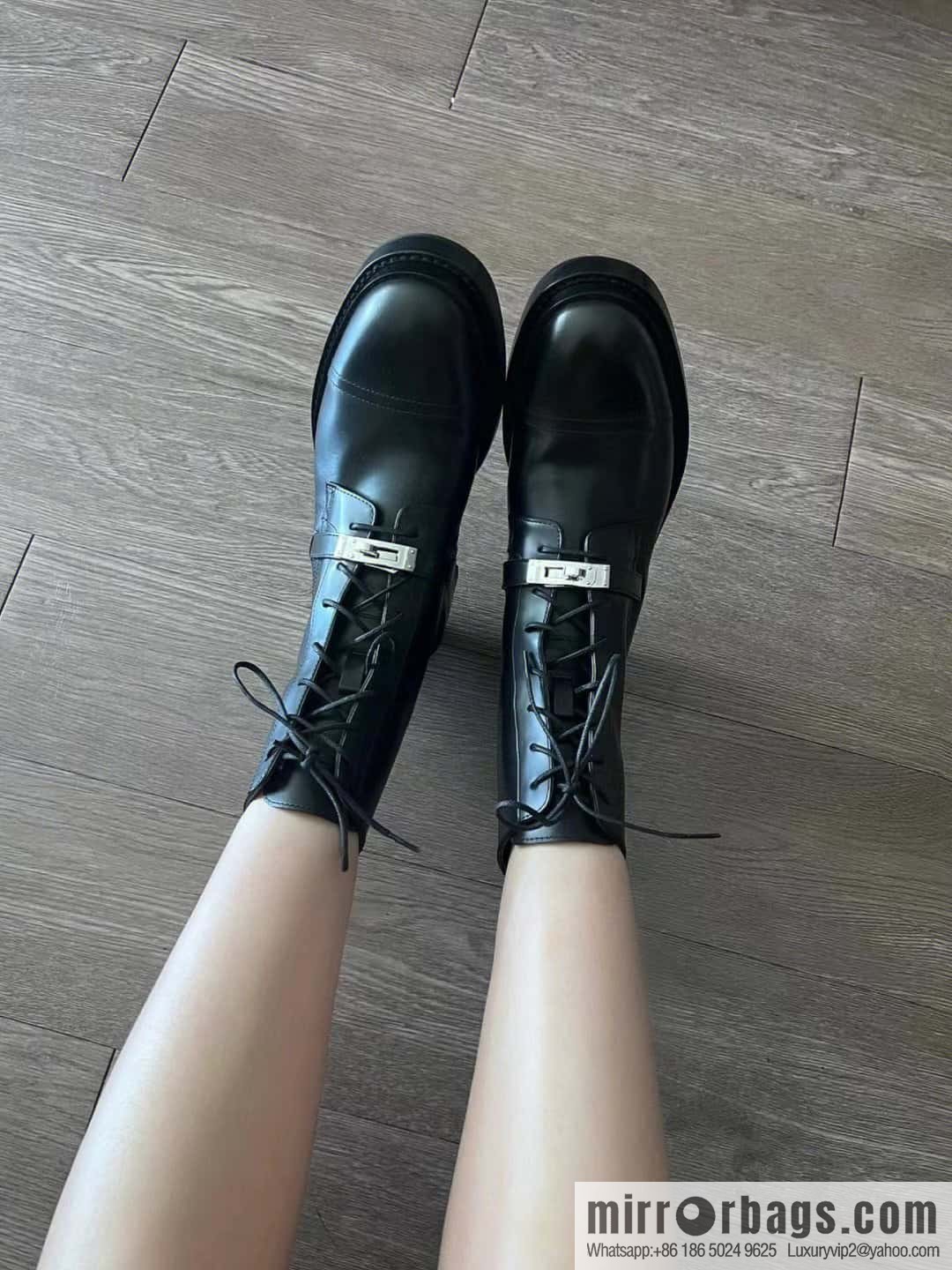 Hermès New Kelly Button Boots for Autumn and Winter