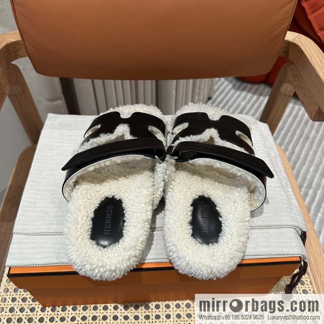 Hermès Lamb Wool Chypre Sandals