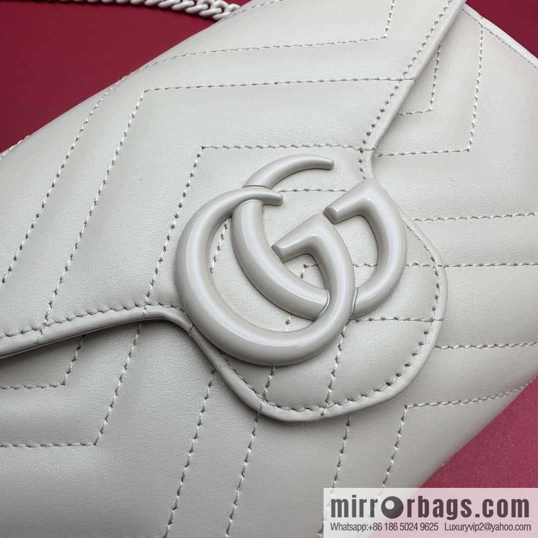 GUCCI GG Marmont series quilted mini handbag 474575 white leather/white G