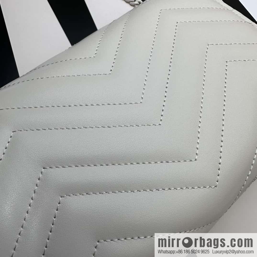GUCCI GG Marmont series quilted mini handbag 474575 white leather/white G