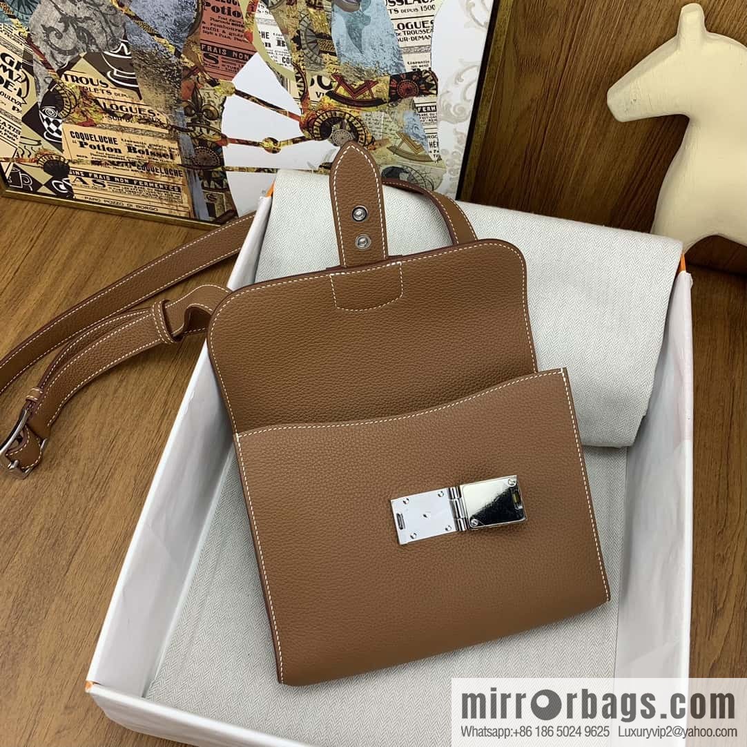 Hermès messenger bag Sac a depeches 21cm togo leather 37 gold brown, silver buckle