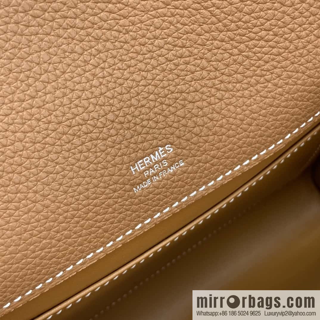 Hermès messenger bag Sac a depeches 21cm togo leather 37 gold brown, silver buckle