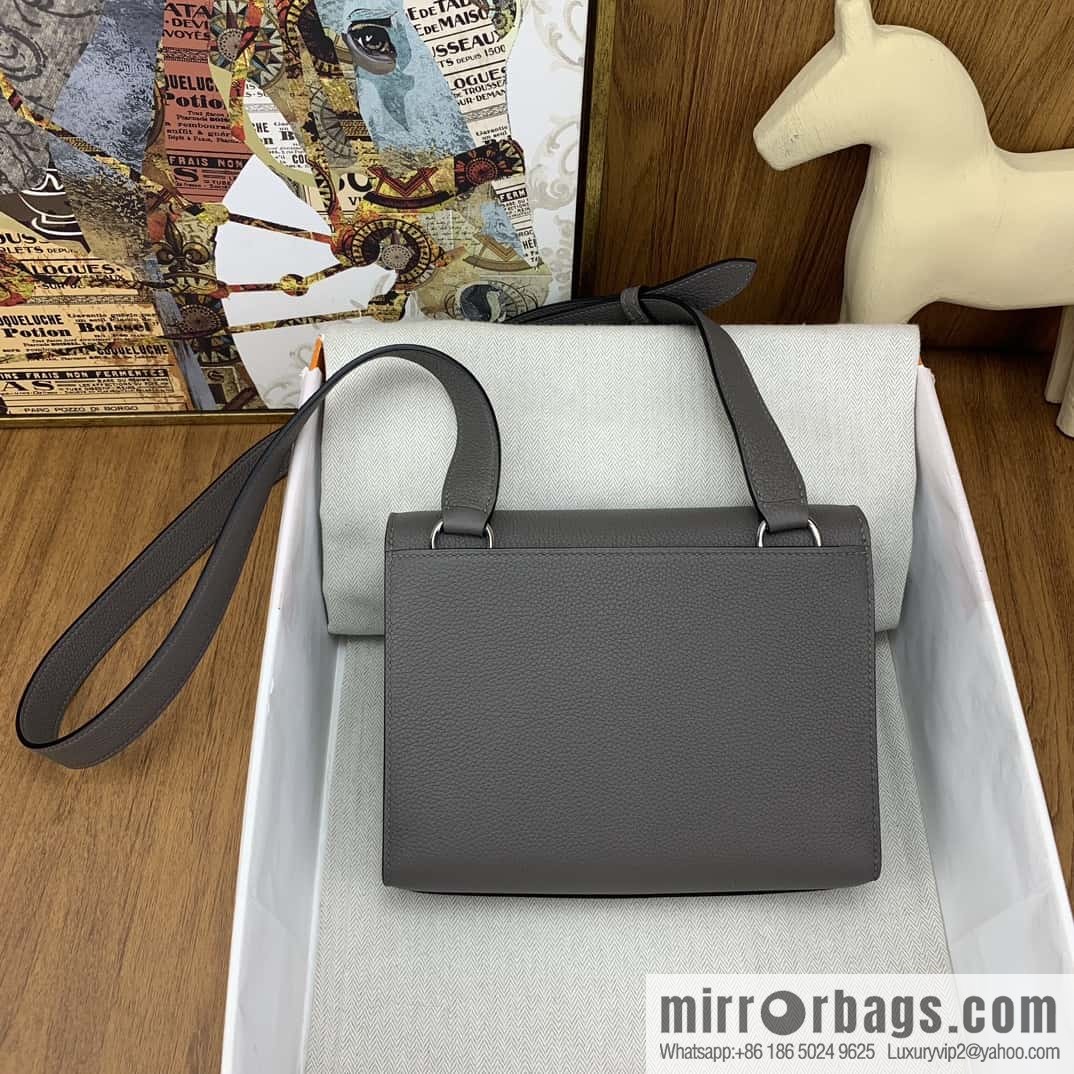 Hermès messenger bag Sac a depeches 21cm togo leather 8F tin gray, silver buckle