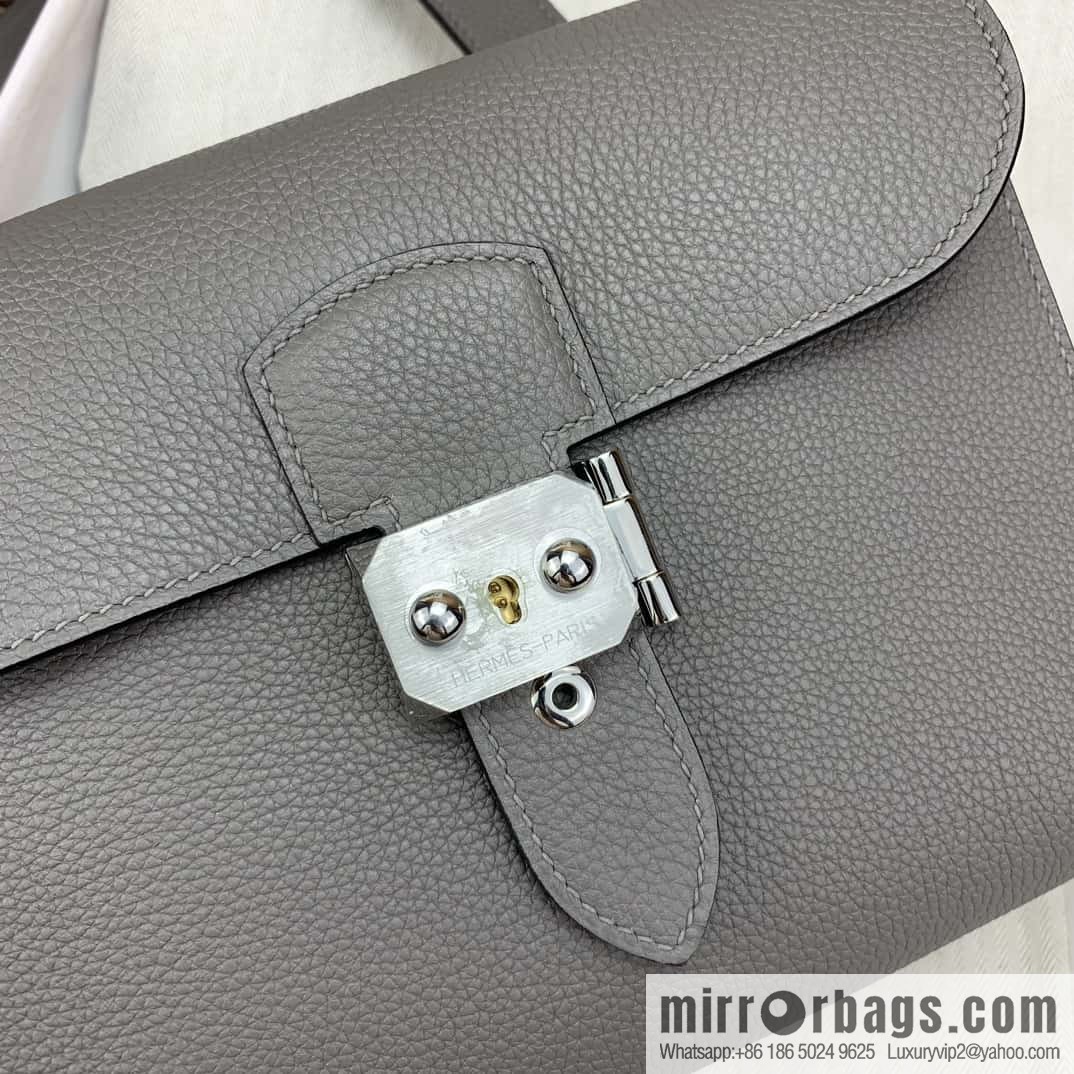Hermès messenger bag Sac a depeches 21cm togo leather 8F tin gray, silver buckle