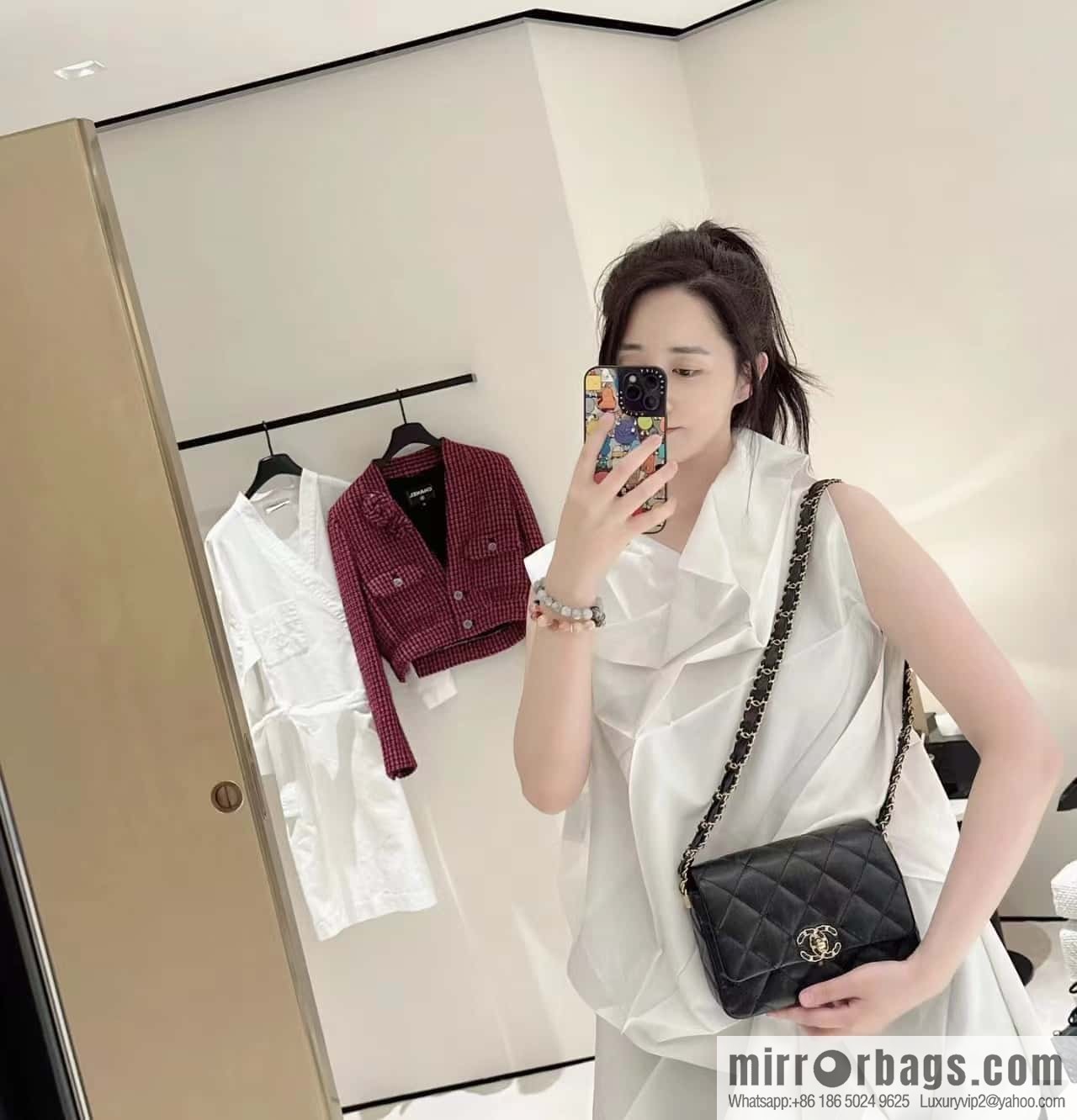 CHANEL 23K Autumn and Winter Series 19 Vintage Tofu Bag AS4423