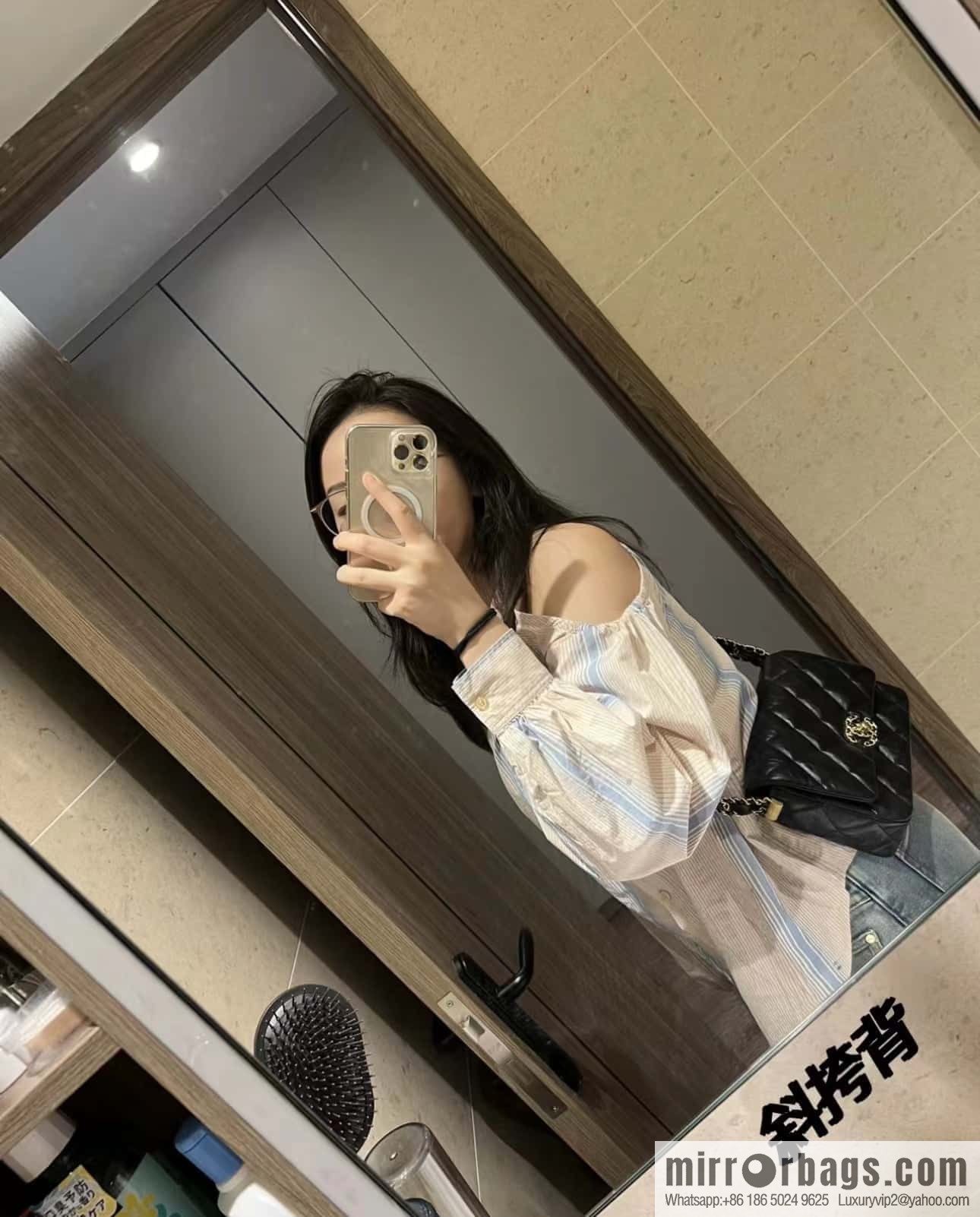 CHANEL 23K Autumn and Winter Series 19 Vintage Tofu Bag AS4423