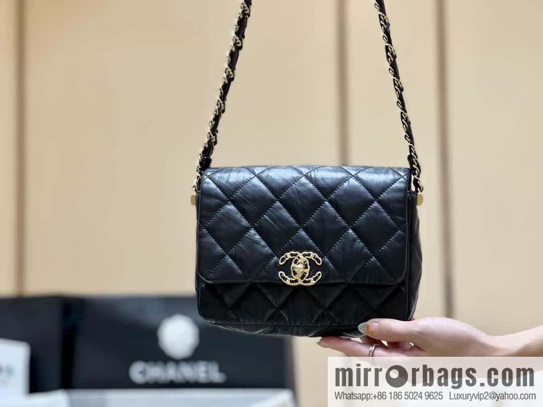 CHANEL 23K Autumn and Winter Series 19 Vintage Tofu Bag AS4423