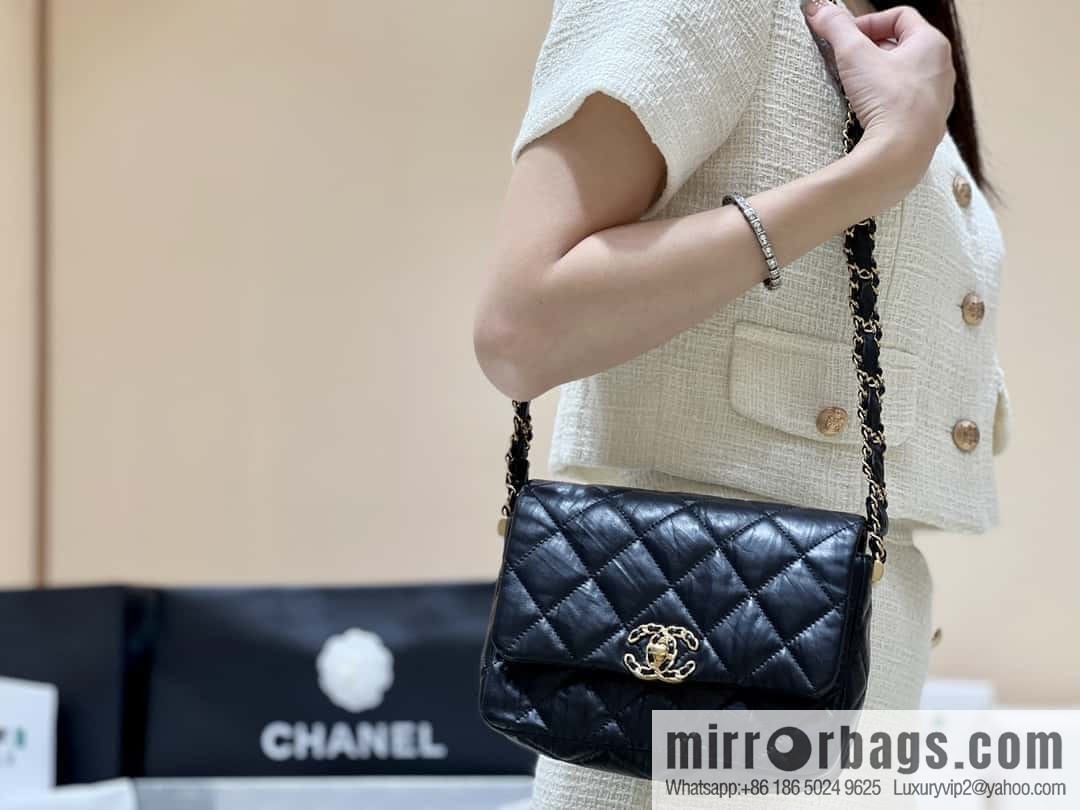 CHANEL 23K Autumn and Winter Series 19 Vintage Tofu Bag AS4423
