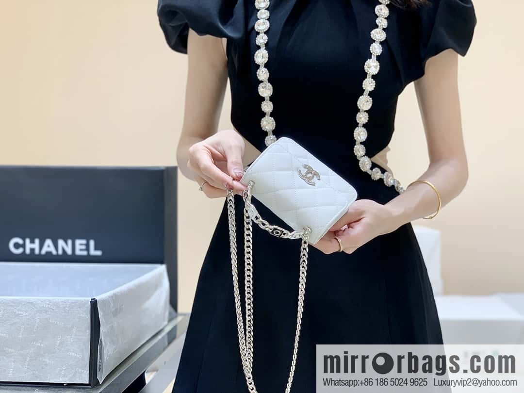 CHANEL 2022cc spring/summer collection, enamel handle small satchel AP2758 white