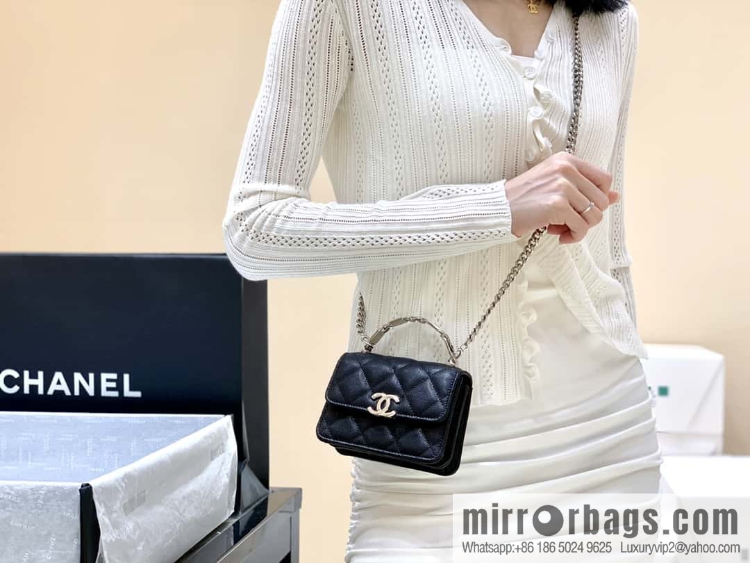 CHANEL 2022cc spring/summer collection, enamel handle small satchel AP2758 black