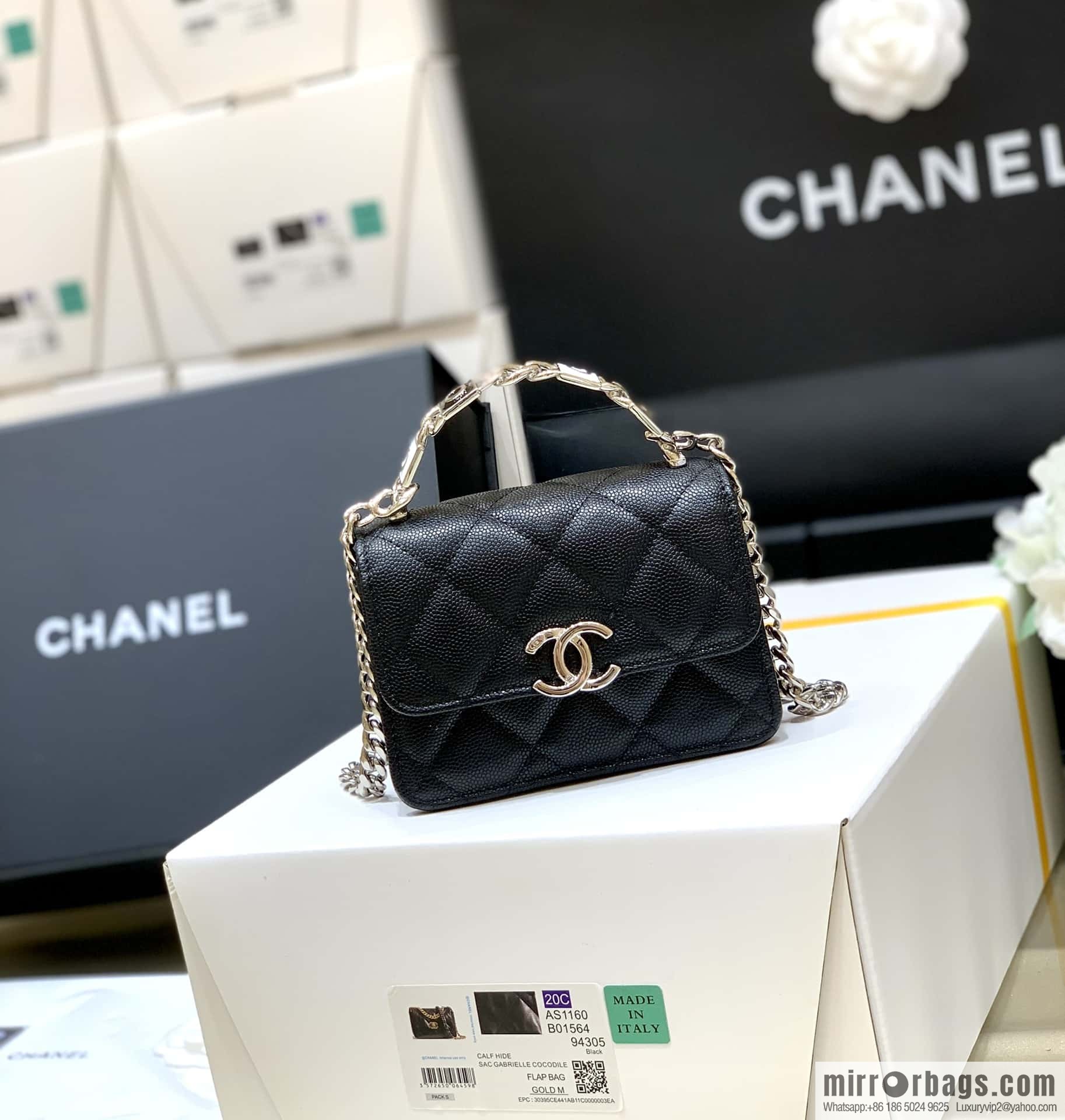 CHANEL 2022cc spring/summer collection, enamel handle small satchel AP2758 black