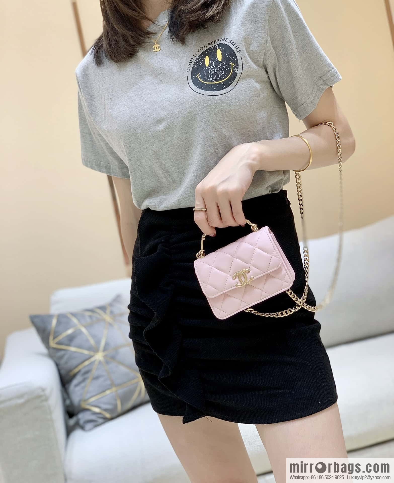 CHANEL 2022cc spring/summer collection, enamel handle small satchel AP2758 pink
