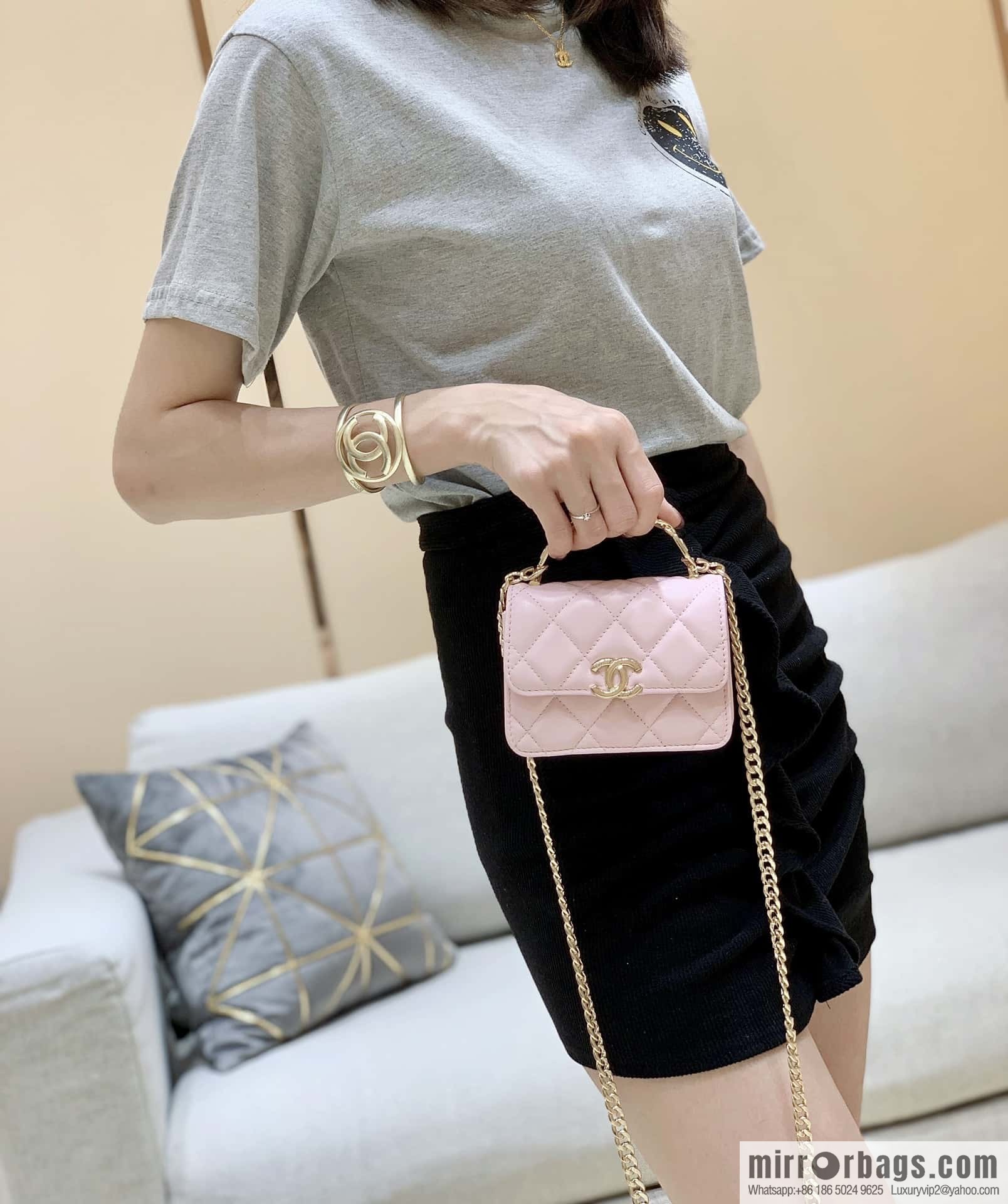 CHANEL 2022cc spring/summer collection, enamel handle small satchel AP2758 pink