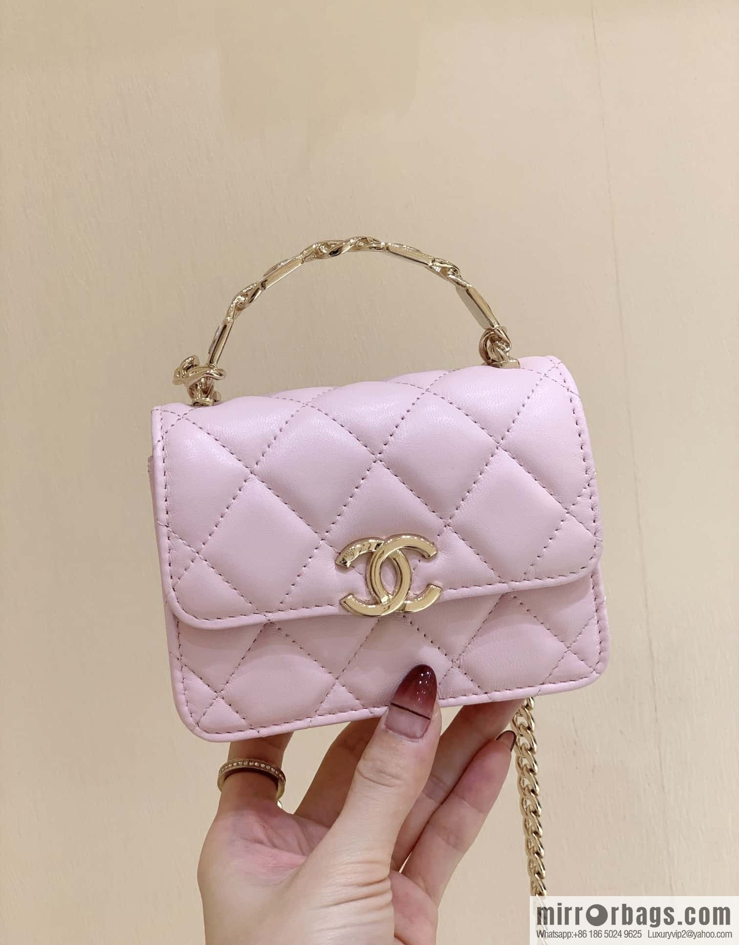 CHANEL 2022cc spring/summer collection, enamel handle small satchel AP2758 pink