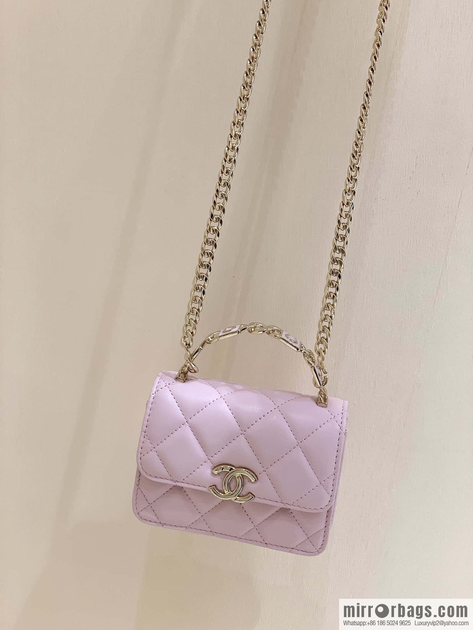 CHANEL 2022cc spring/summer collection, enamel handle small satchel AP2758 pink