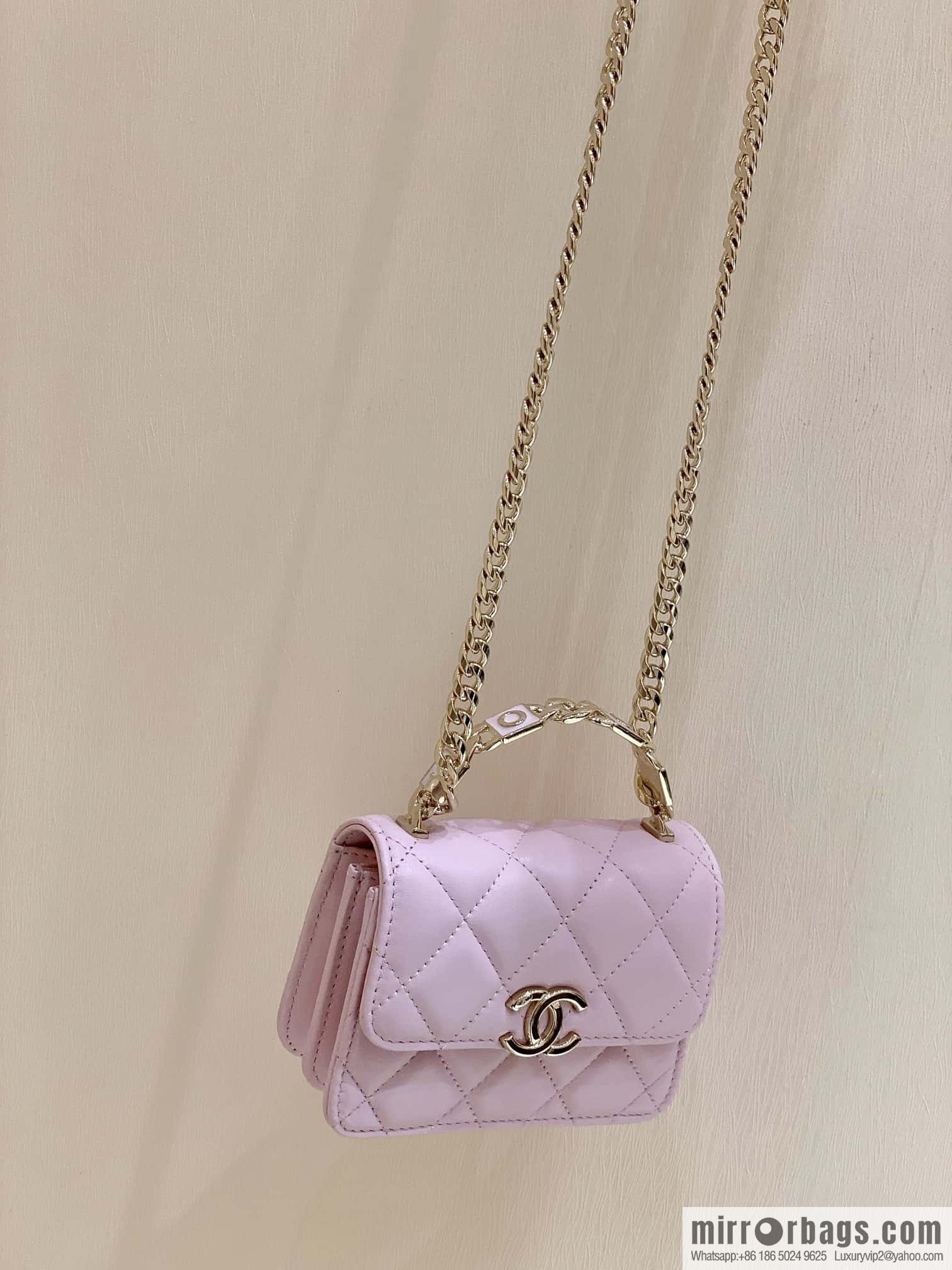 CHANEL 2022cc spring/summer collection, enamel handle small satchel AP2758 pink