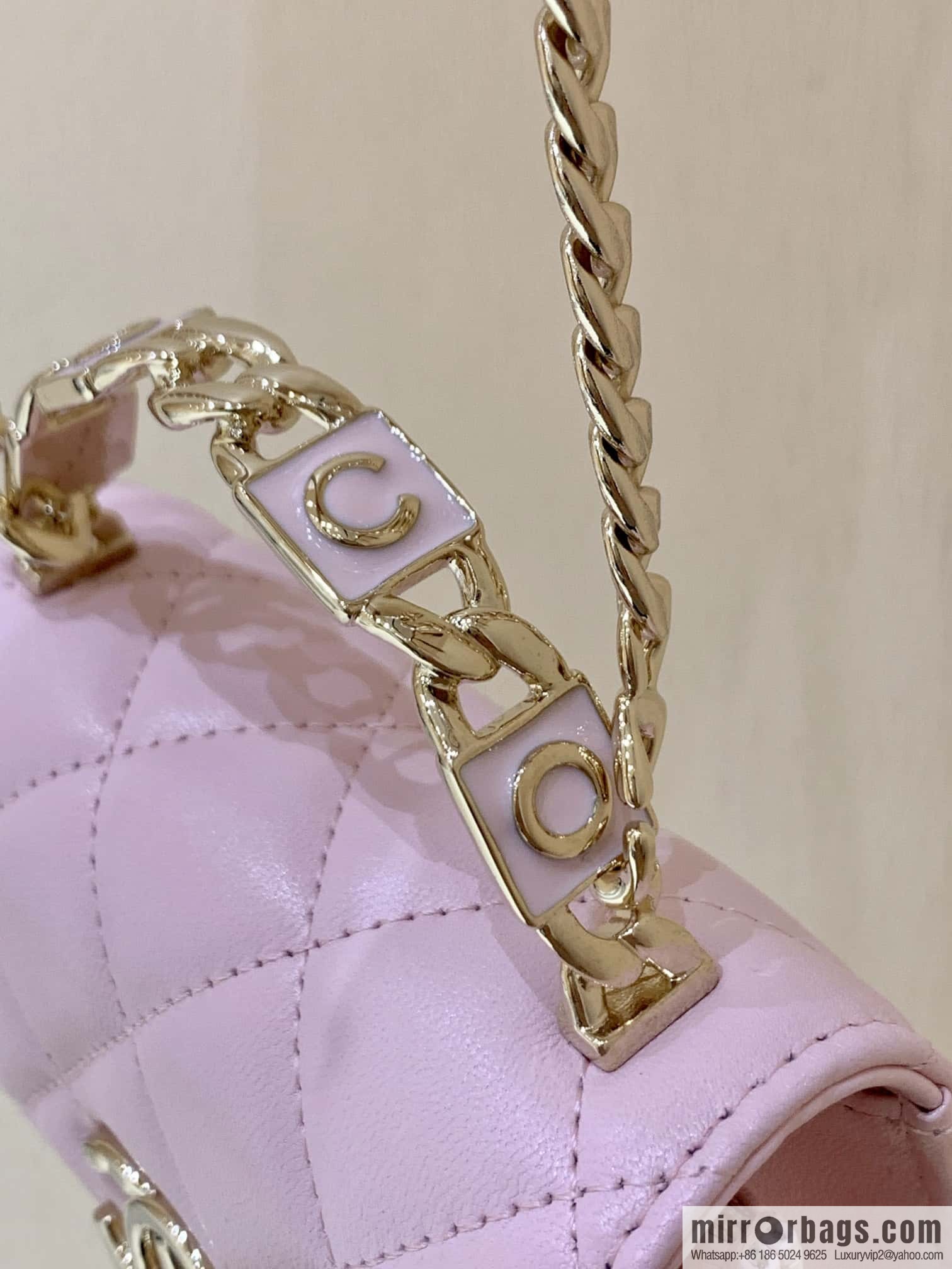 CHANEL 2022cc spring/summer collection, enamel handle small satchel AP2758 pink