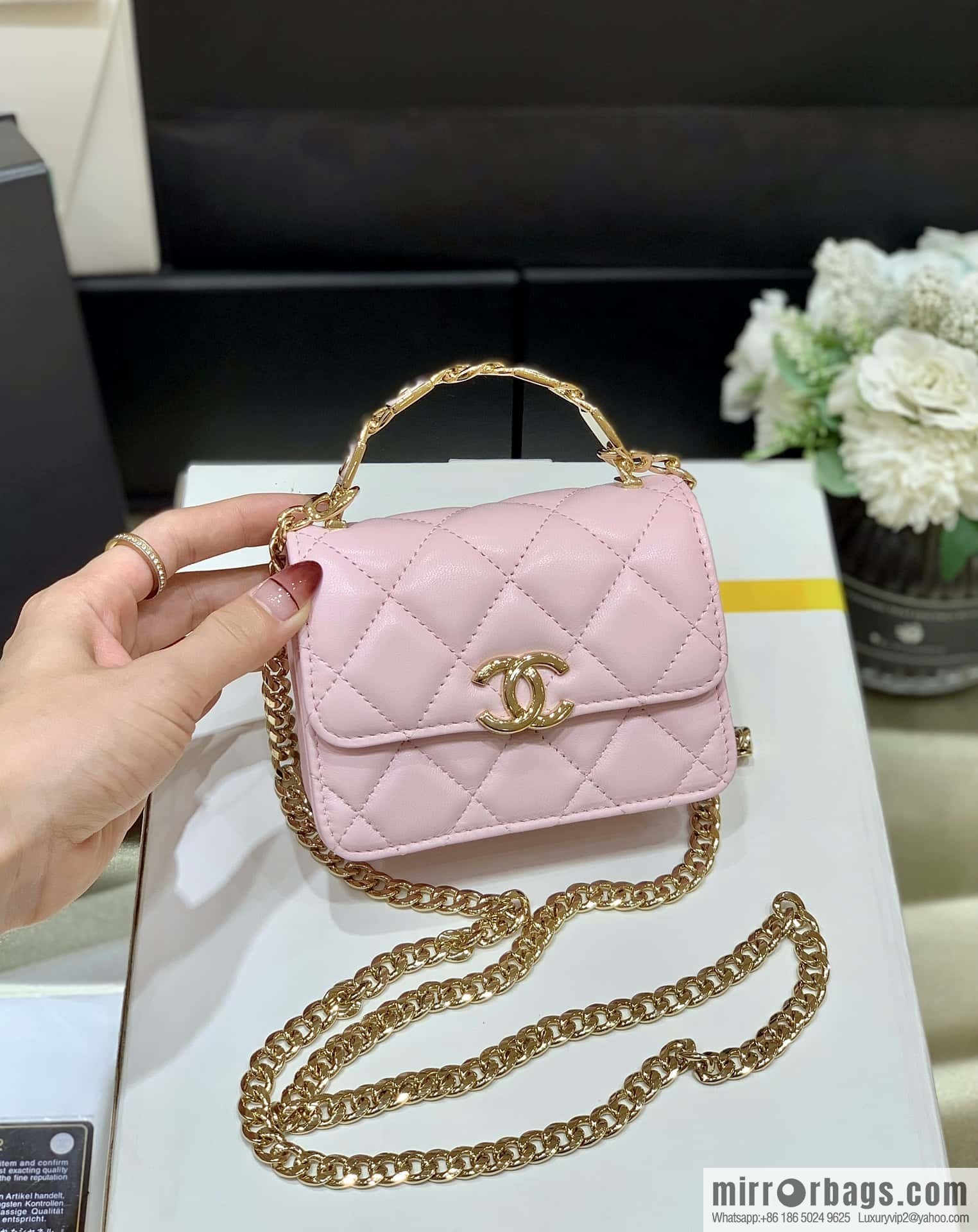 CHANEL 2022cc spring/summer collection, enamel handle small satchel AP2758 pink