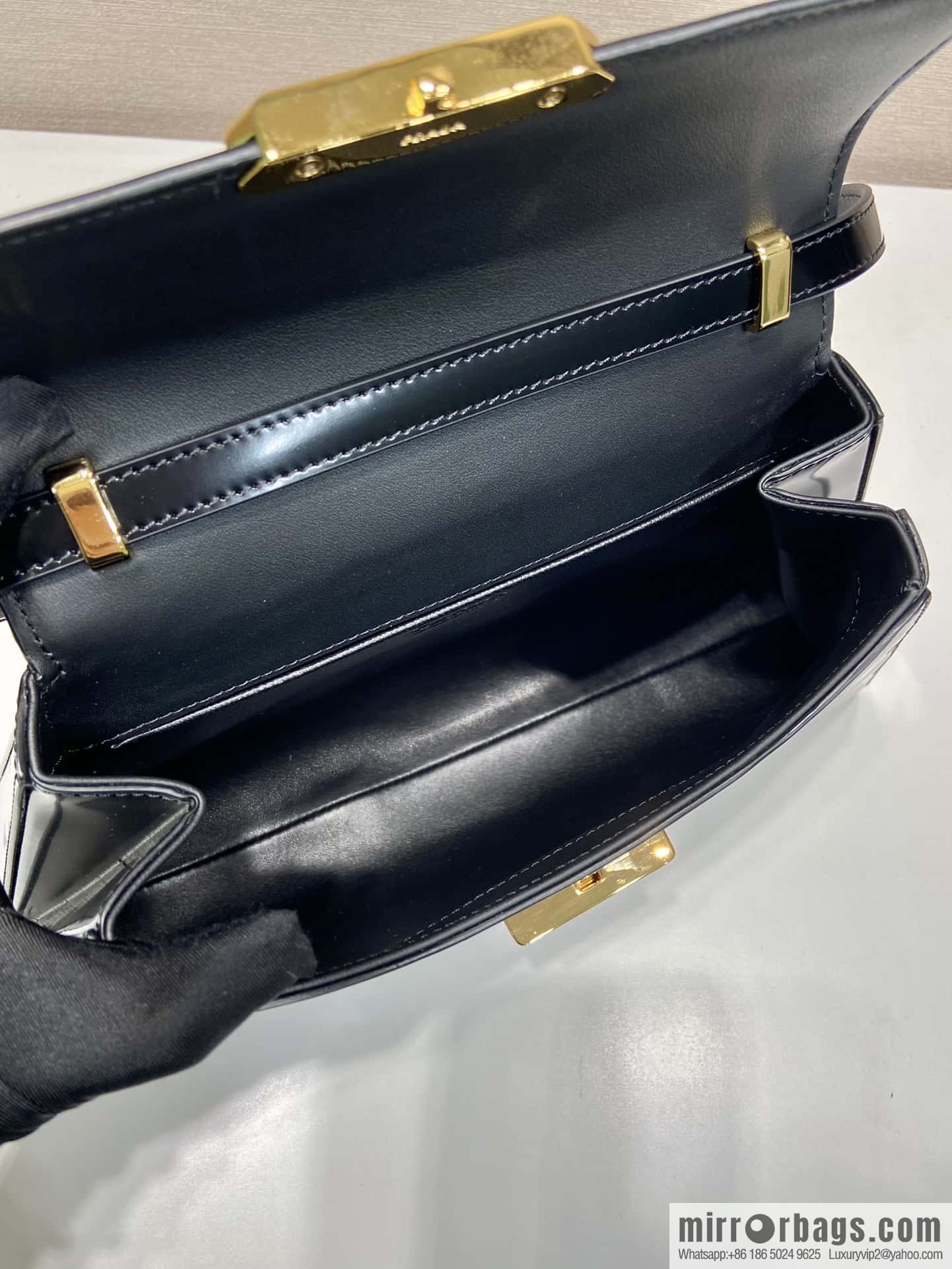 PRADA imported glossy calfskin shoulder bag 1BD342 black
