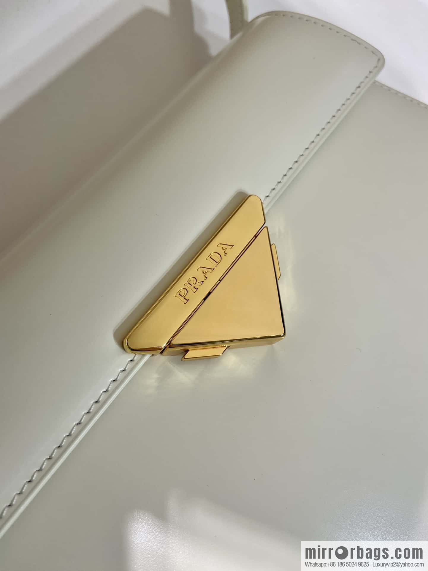 PRADA imported glossy calfskin shoulder bag 1BD342 white