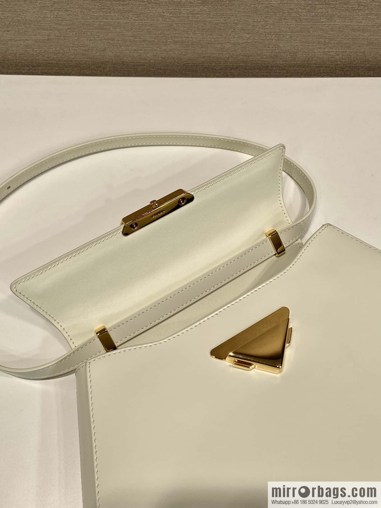 PRADA imported glossy calfskin shoulder bag 1BD342 white