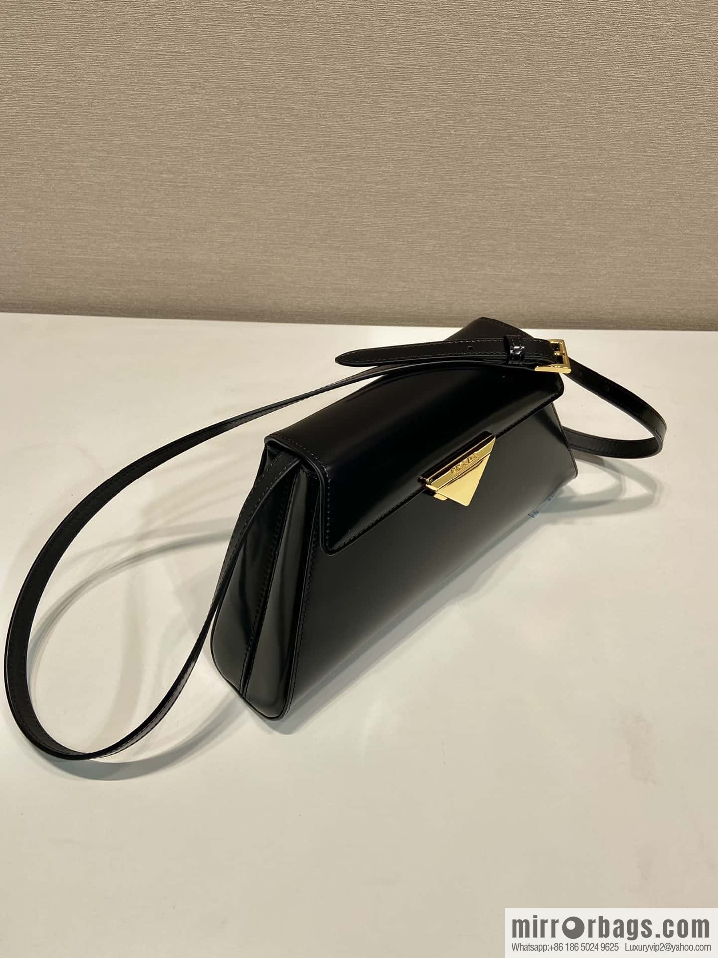 PRADA imported glossy calfskin shoulder bag 1BD343 black