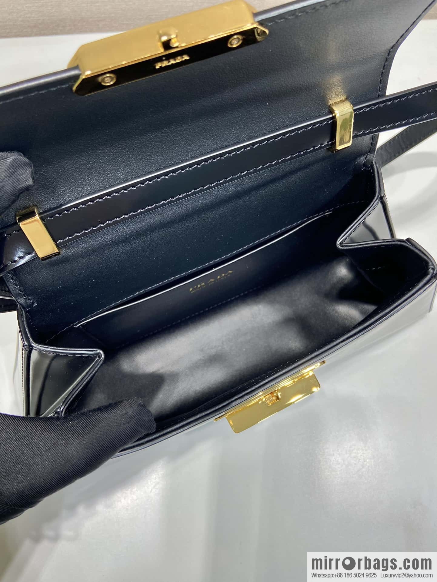 PRADA imported glossy calfskin shoulder bag 1BD343 black