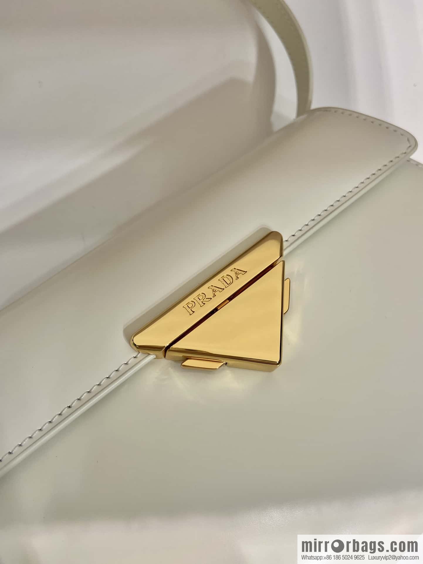 PRADA imported glossy calfskin shoulder bag 1BD343 white
