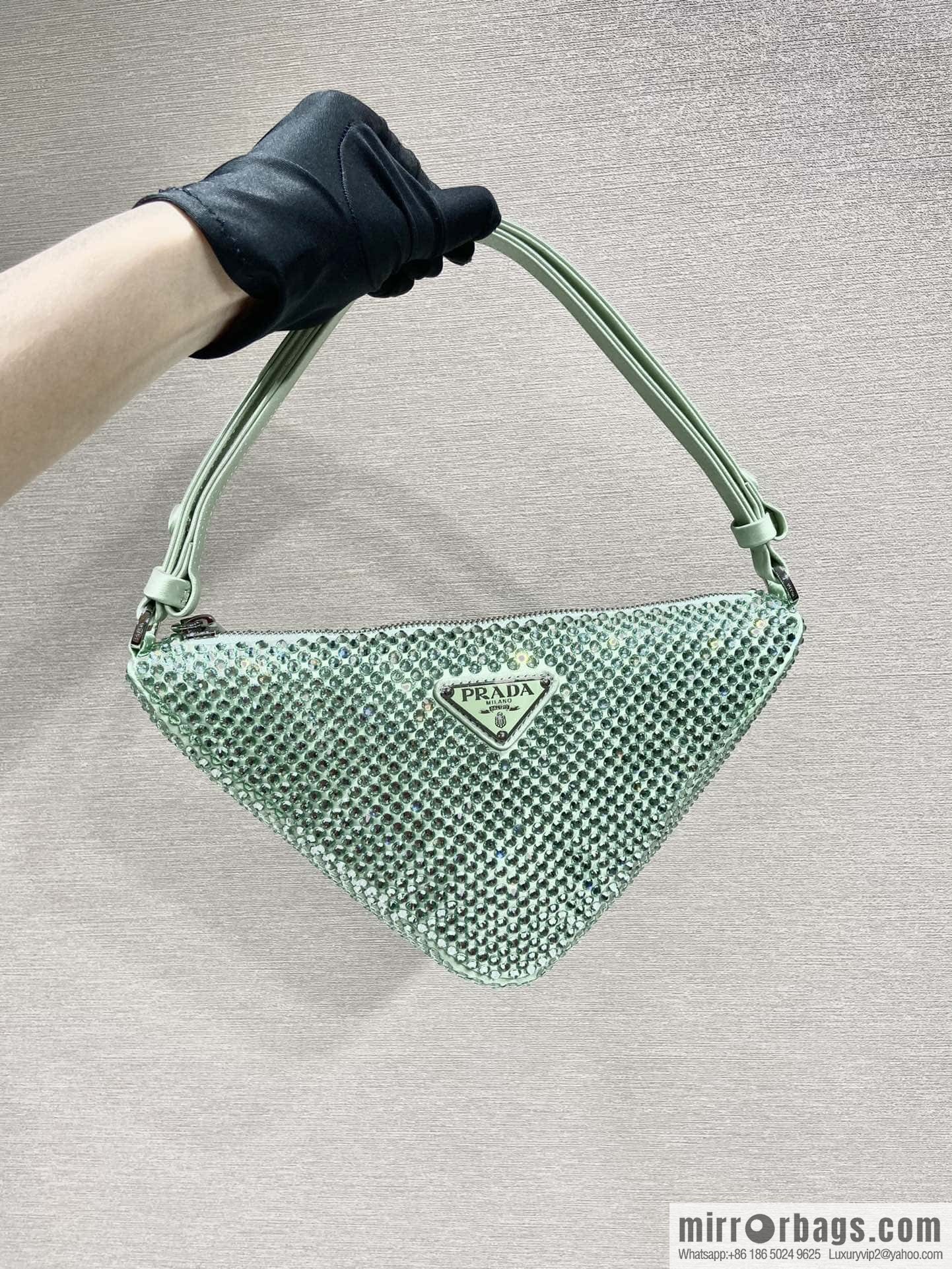 PRADA flash diamond triangle bag lNQ044