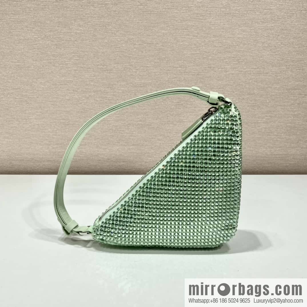 PRADA flash diamond triangle bag lNQ044