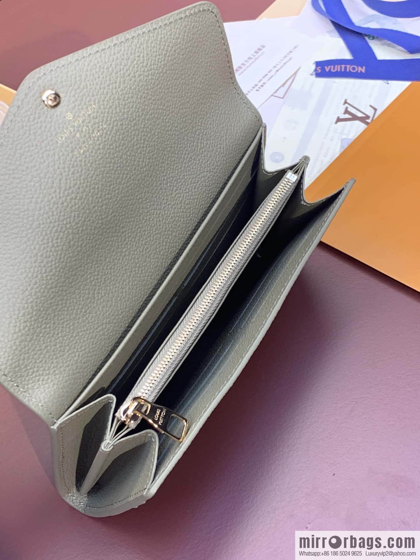 LV M81049 Sarah Wallet