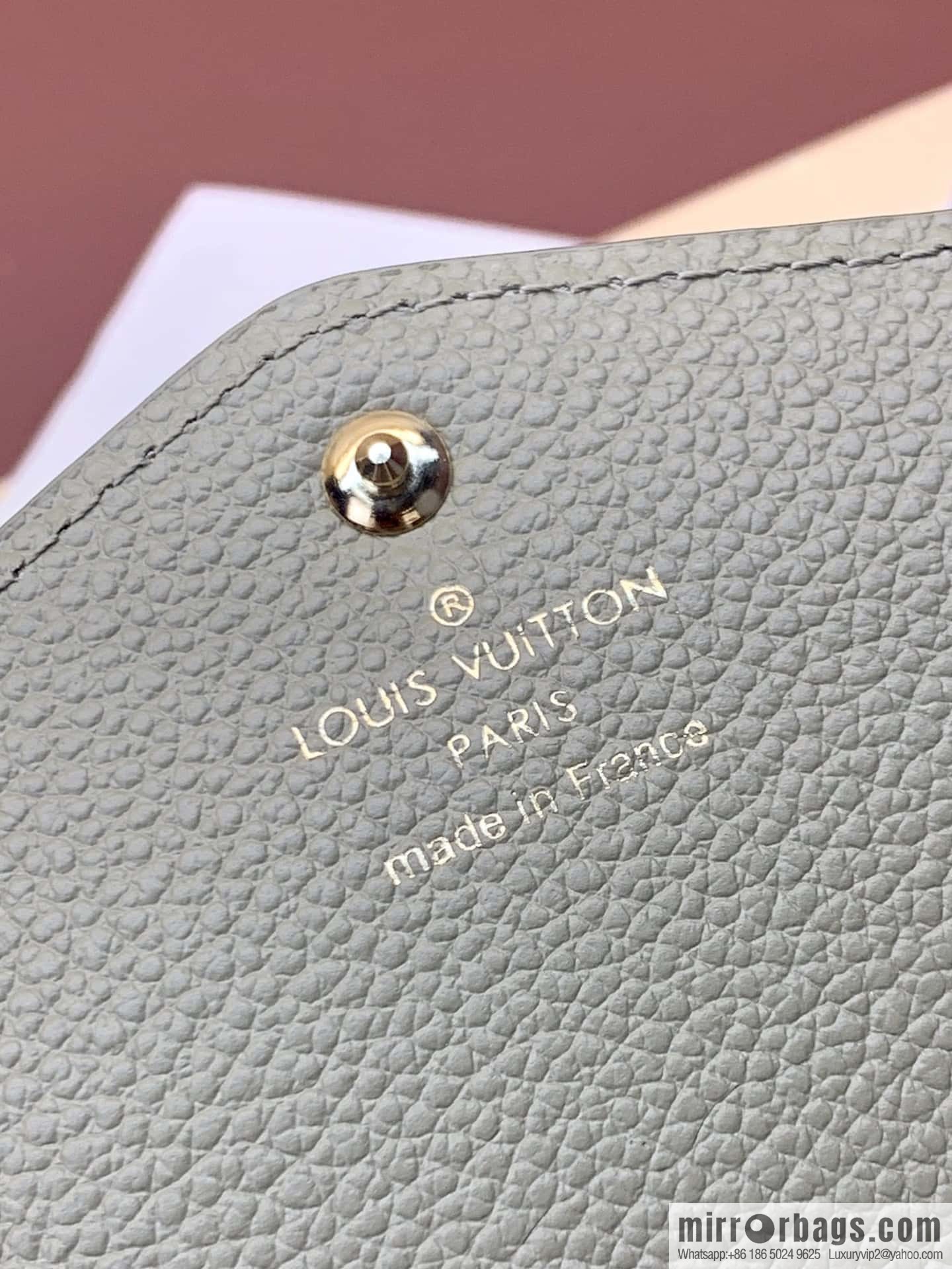 LV M81049 Sarah Wallet