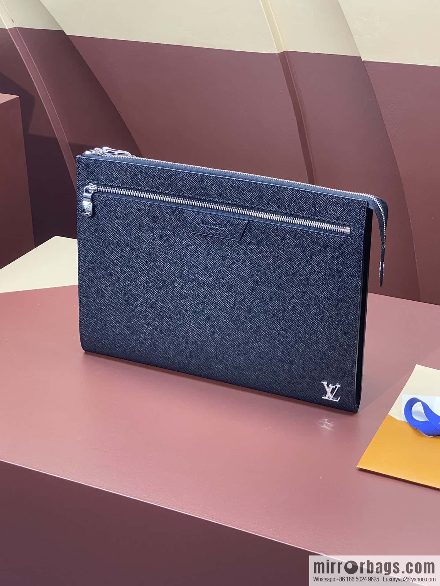 LV M30965 POCHETTE 24H clutch bag
